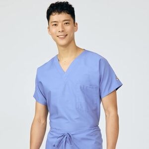 Ceil Blue Unisex Scrub Top Light Blue V-Neck Short Sleeve Top